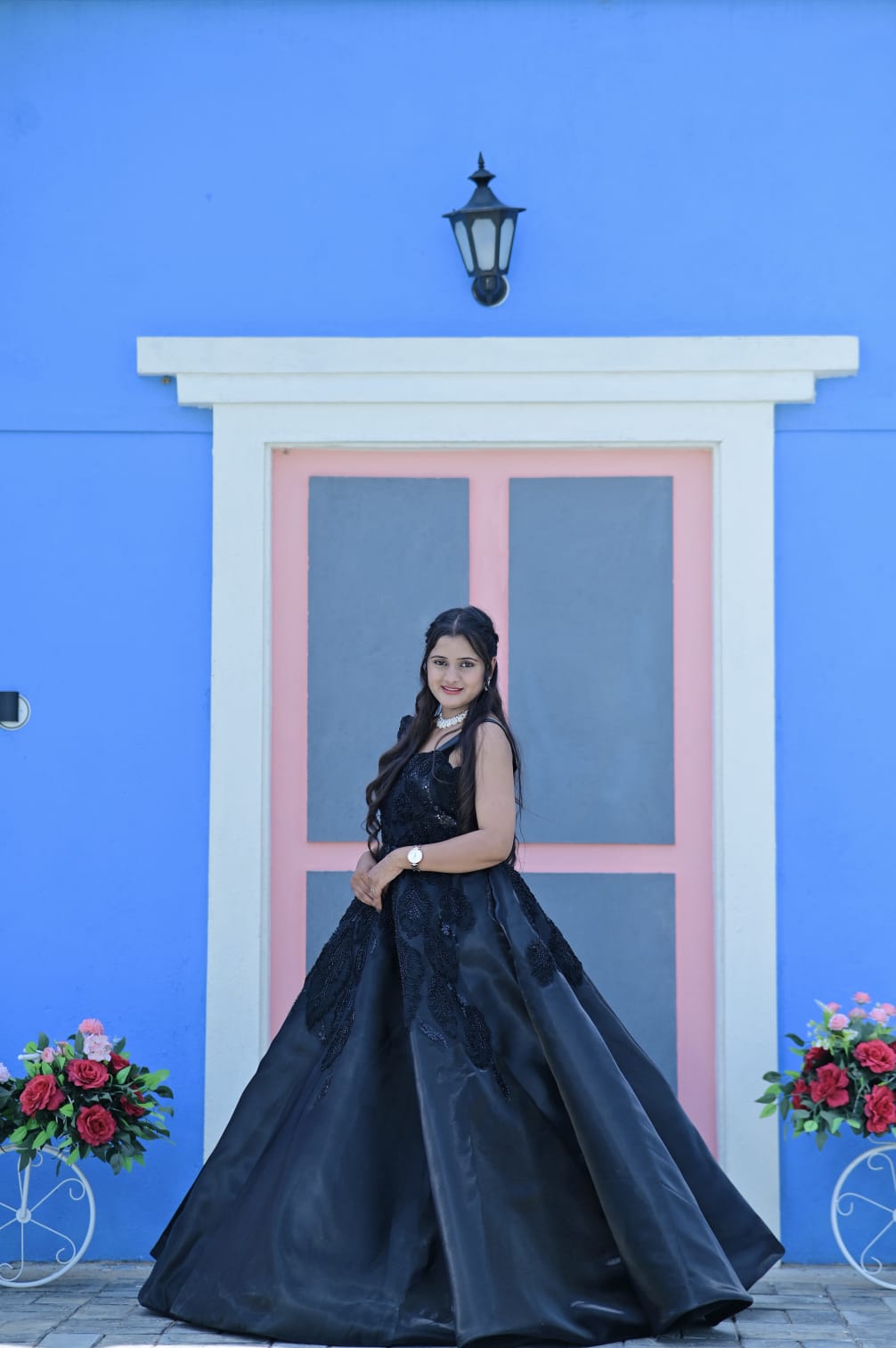GOWN ON RENT MP - 002